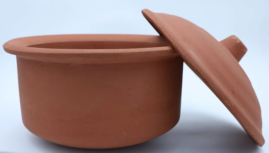 CLAY BIRYANI POT 4 LTR